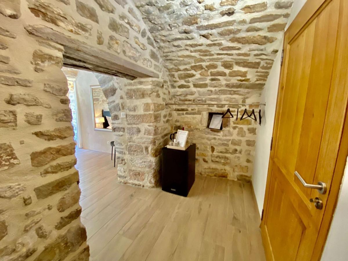 La Maison Des Vendangeurs: Jacuzzi Spa & Seasonal Pool Retreat Martignargues Exterior photo