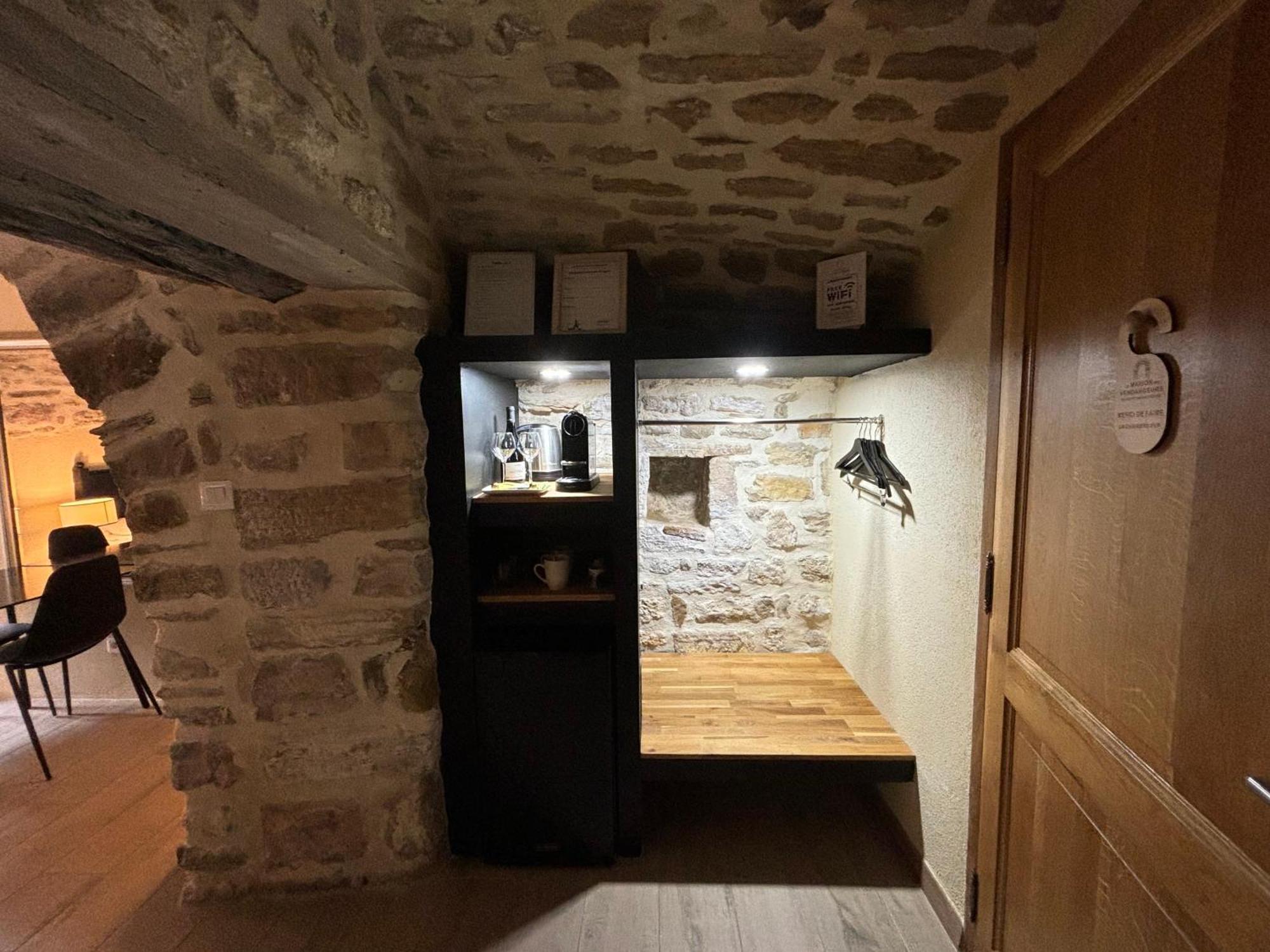 La Maison Des Vendangeurs: Jacuzzi Spa & Seasonal Pool Retreat Martignargues Exterior photo
